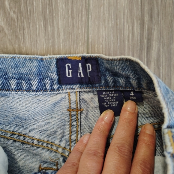 GAP Women's Classic Blue Straight Leg Jeans - Picture 2 of 8